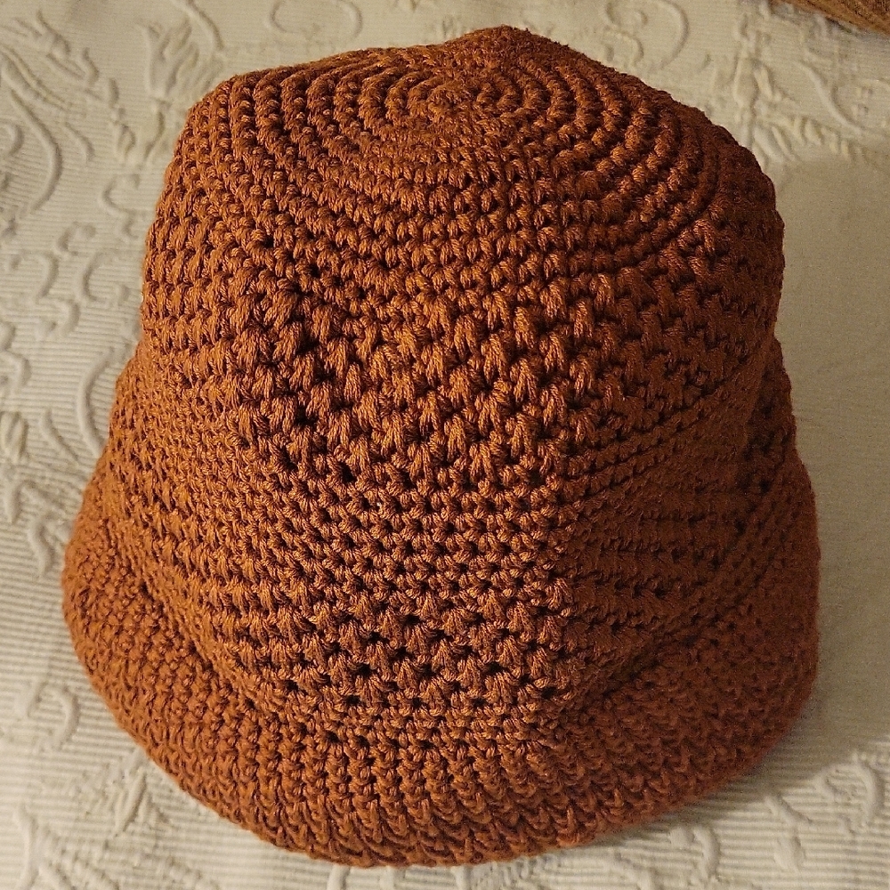 Joan & David Brown Textured Knit Beanie